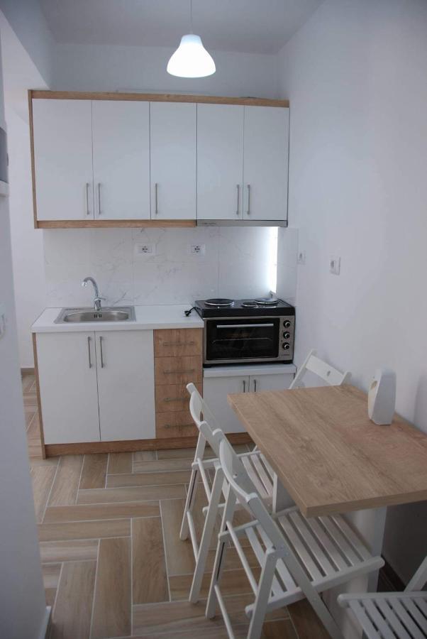 The Hill Apartment Saranda Extérieur photo