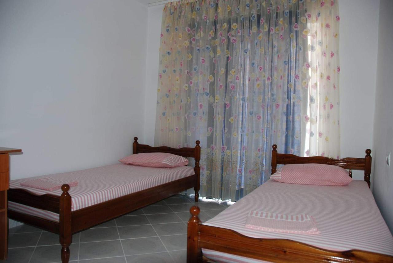 The Hill Apartment Saranda Extérieur photo